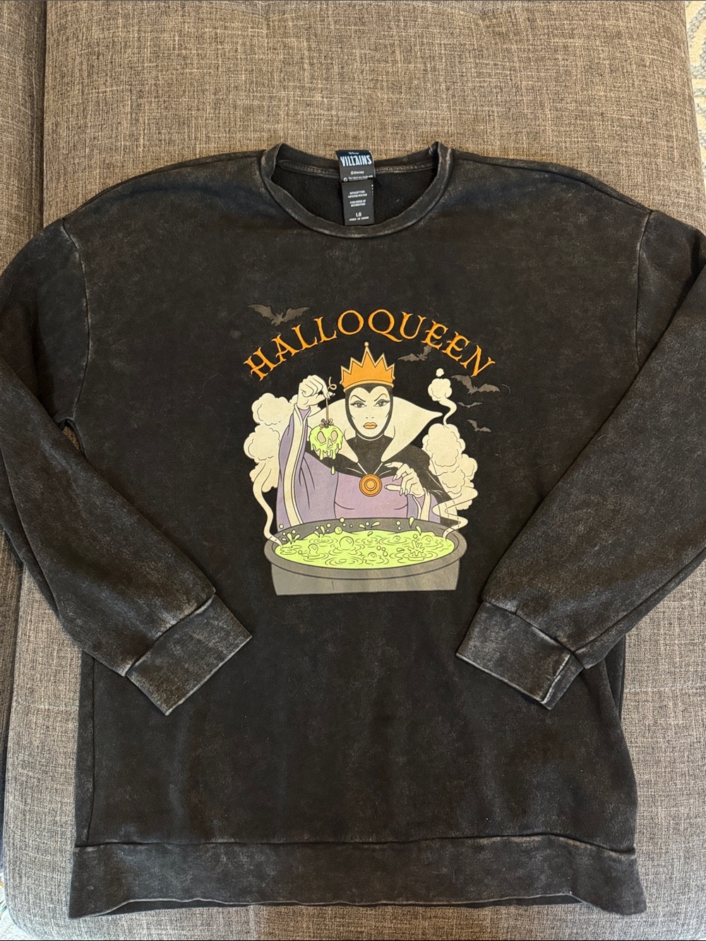 Disney Villains Evil Queen Halloween Oversized Sweatshirt Large - Picture 2 of 6